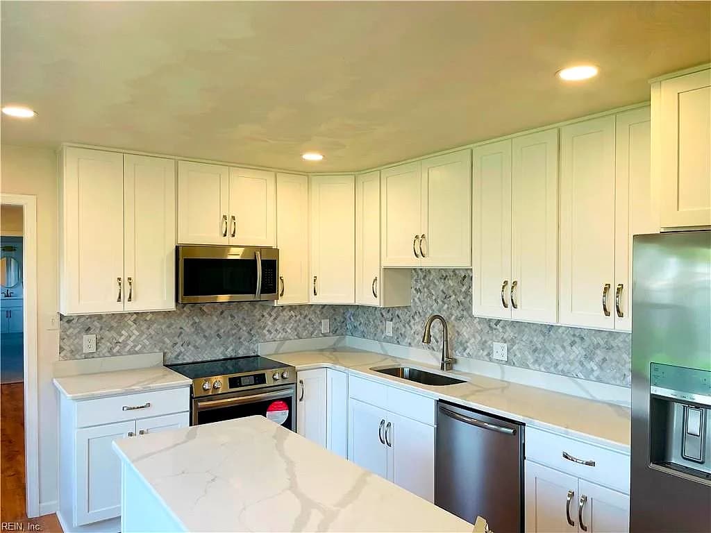 2229 Rock Creek DR, CHESAPEAKE VA 23325 thumb 8