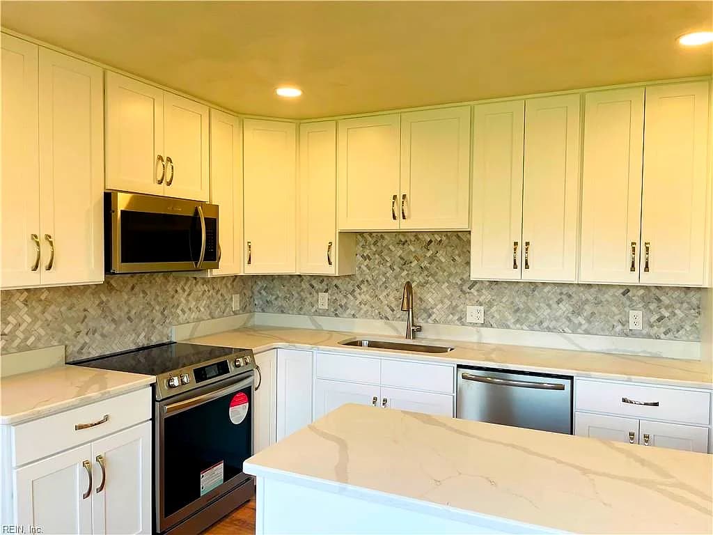 2229 Rock Creek DR, CHESAPEAKE VA 23325 thumb 10