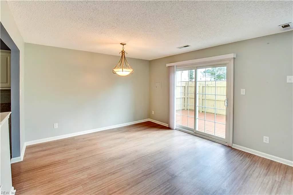 5029 Heathglen CIR, VIRGINIA BEACH VA 23456 thumb 8