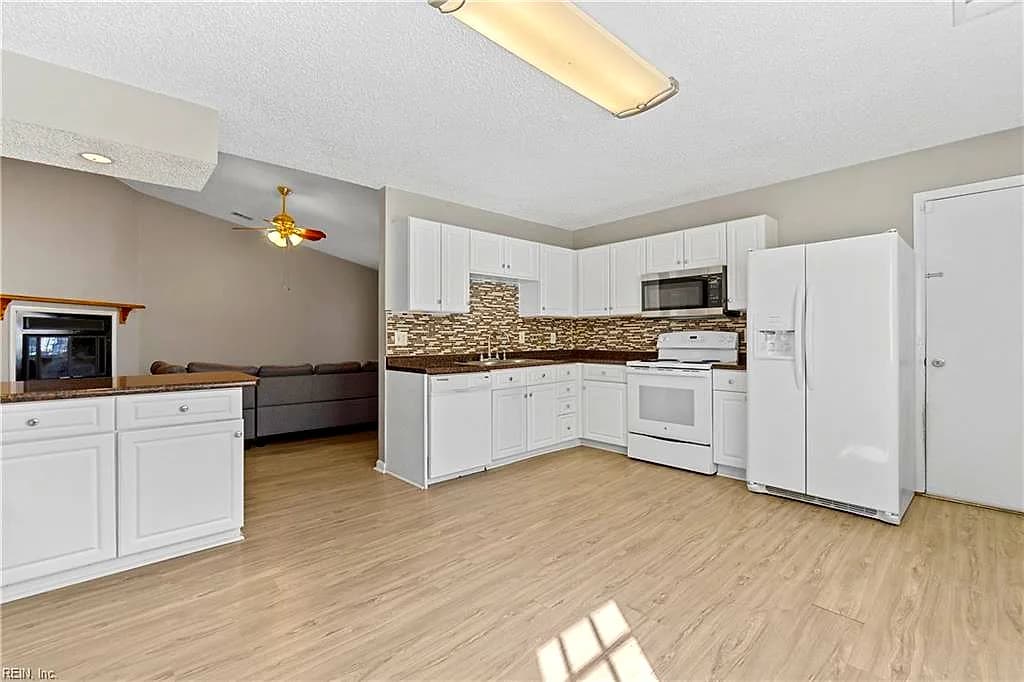 4421 Smokey Lake DR, VIRGINIA BEACH VA 23462 thumb 10