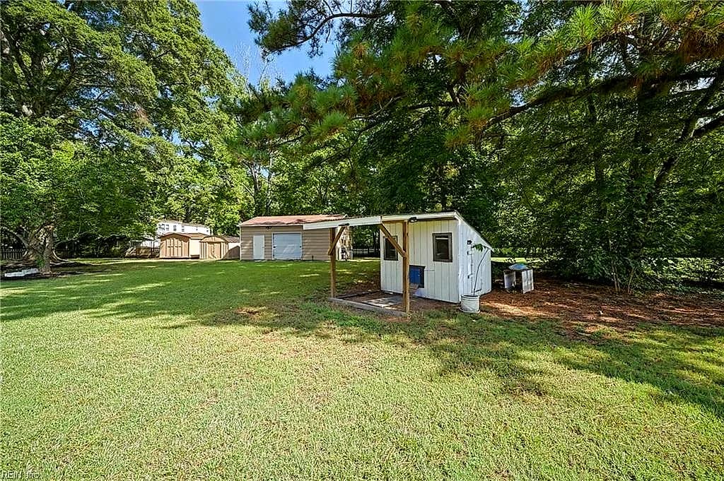 429 Warrick RD, CHESAPEAKE VA 23322 thumb 10