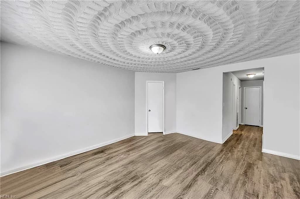 234 W 32nd ST, NORFOLK VA 23504 - Photo 3