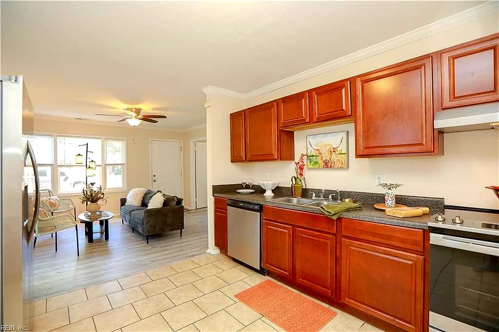 527 Price ST, HAMPTON VA 23663 thumb 9