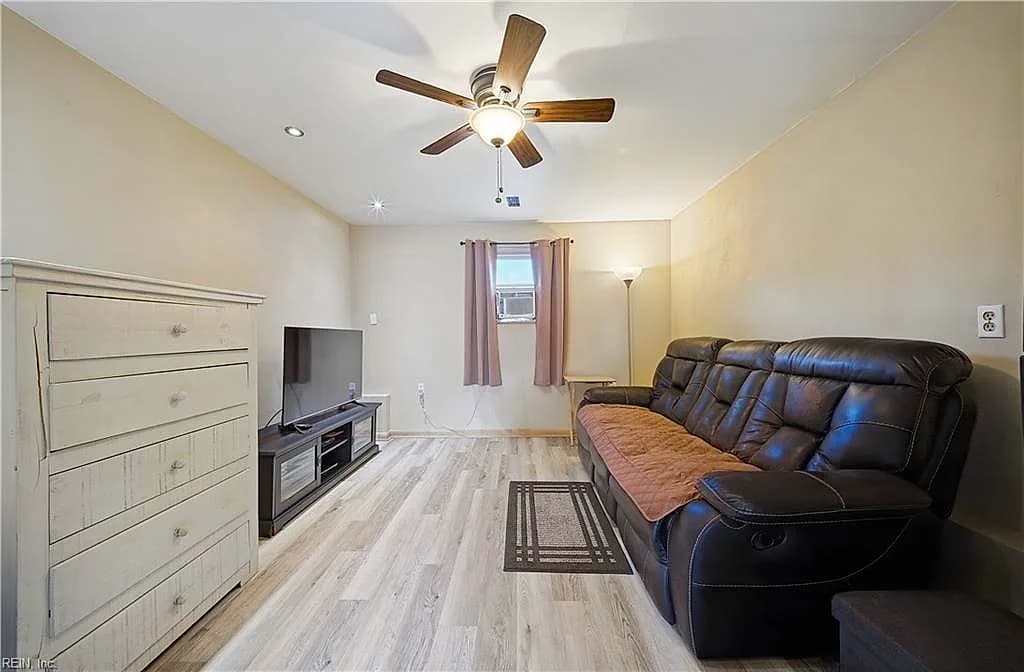 3336 Kinsington DR, CHESAPEAKE VA 23321 thumb 8
