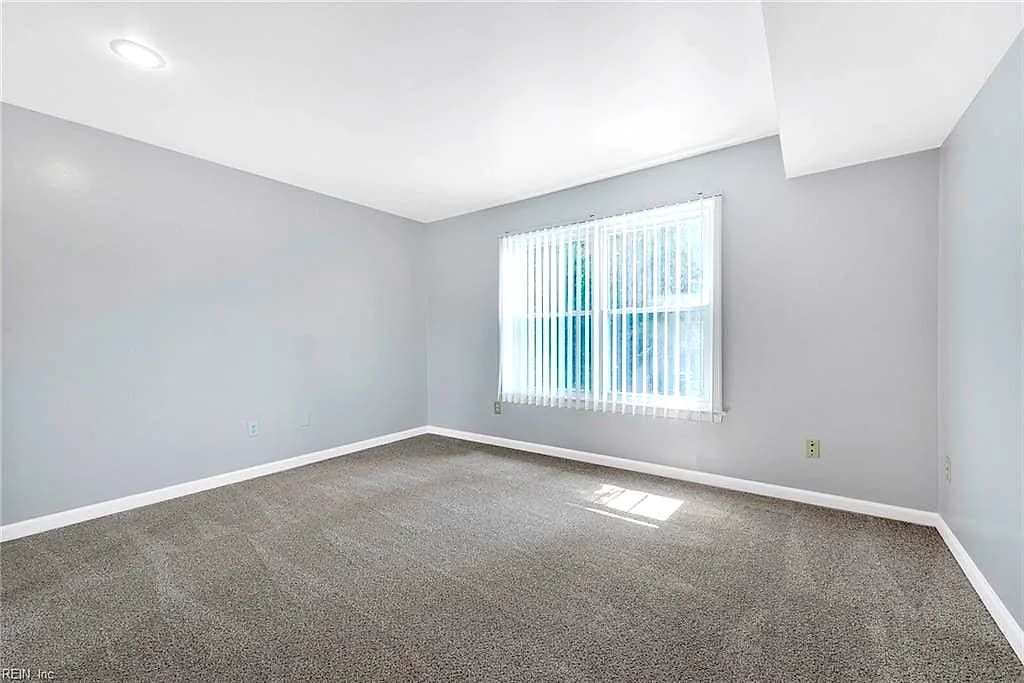 102 Lantana LN #8, HAMPTON VA 23669 thumb 6