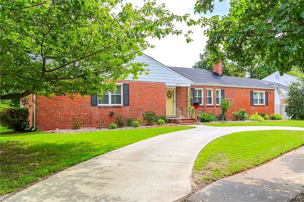 7218 Midfield ST, NORFOLK VA 23505 - Photo 2