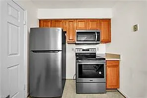 379 Lees Mill DR, NEWPORT NEWS VA 23608 thumb 11