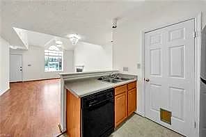 379 Lees Mill DR, NEWPORT NEWS VA 23608 thumb 12