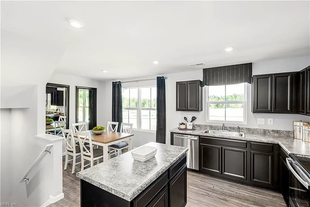 215 Peach ST, SOUTHMILLS NC 27976 thumb 8