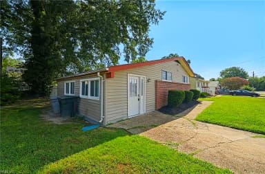 110 BAYHAVEN DR, HAMPTON VA 23666 thumb 3