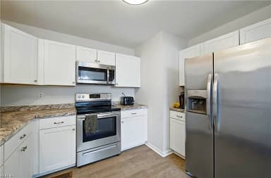 110 BAYHAVEN DR, HAMPTON VA 23666 thumb 10