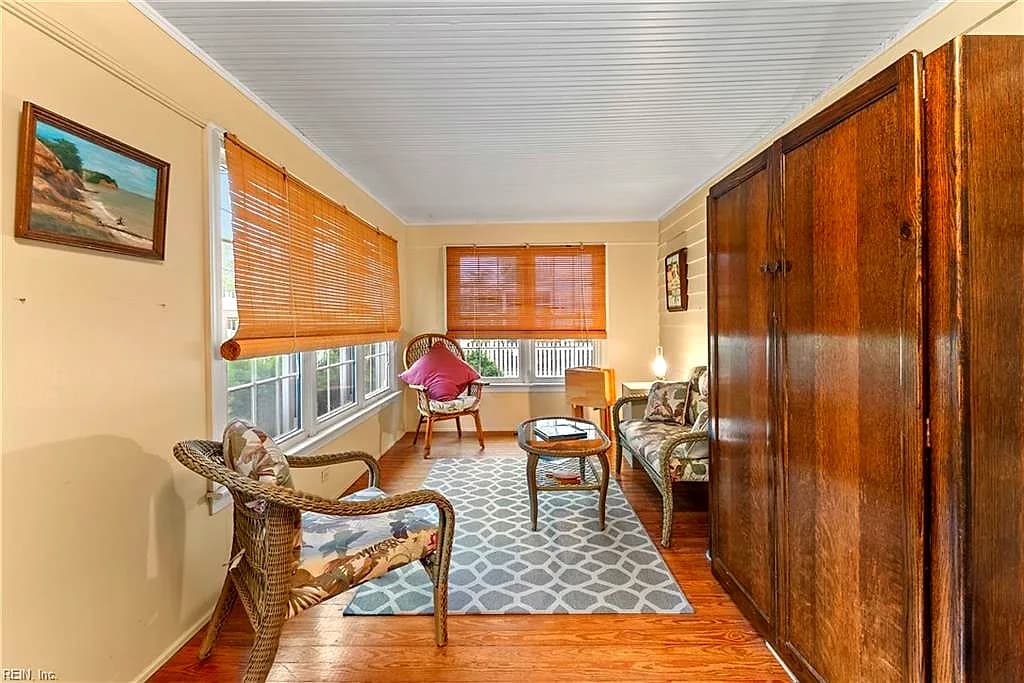 21 Main ST, WACHAPREAGUE VA 23480 thumb 9