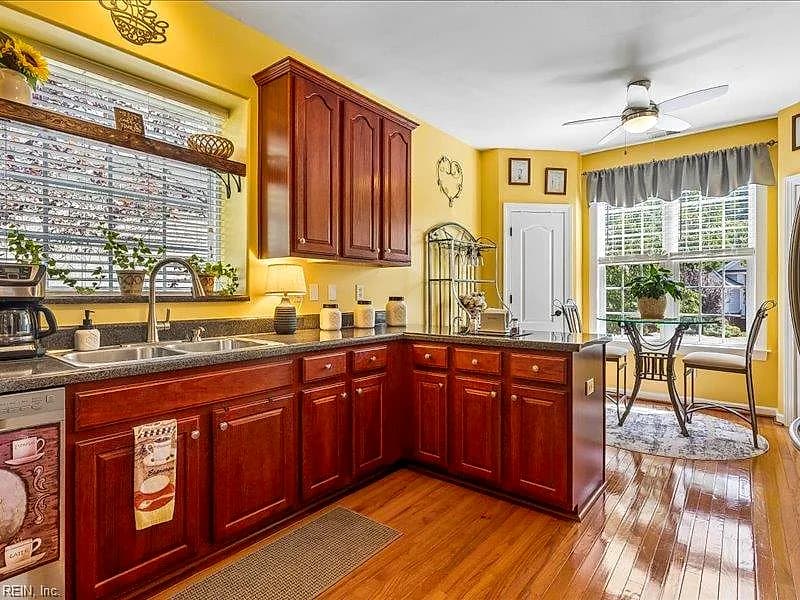 2816 King Rook CT, WILLIAMSBURG VA 23185 thumb 8