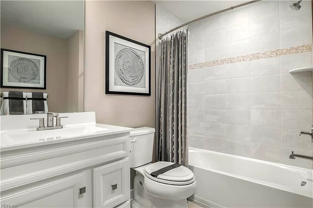 7042 Cunningham DR, TOANO VA 23168 - Photo 3