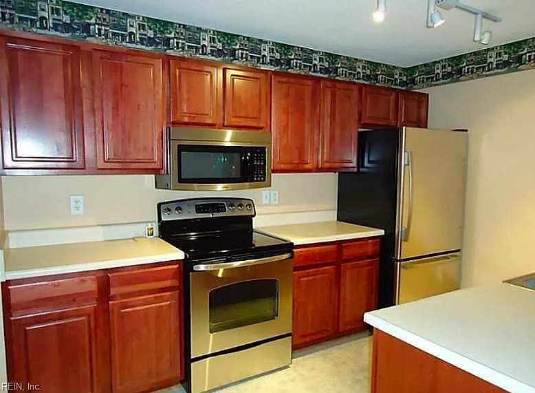 2302 Westgate CIR, WILLIAMSBURG VA 23185 - Photo 3