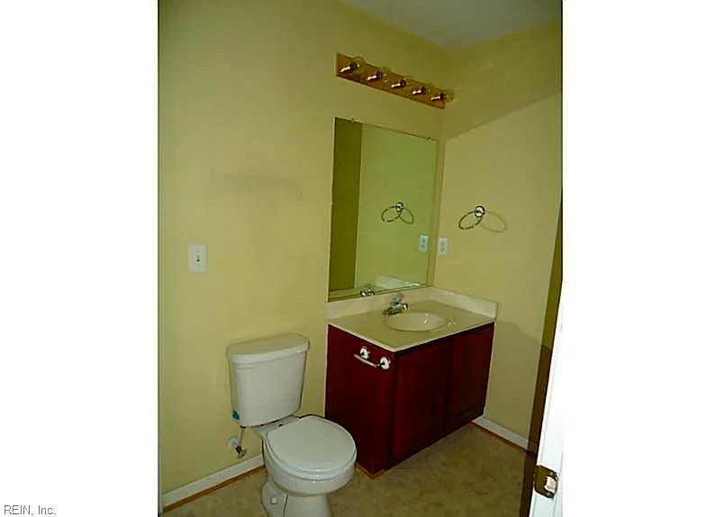 2302 Westgate CIR, WILLIAMSBURG VA 23185 thumb 7