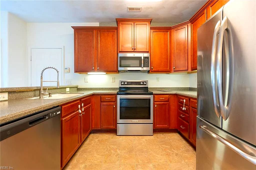 5111 Moreland ST #146, SUFFOLK VA 23435 - Photo 4