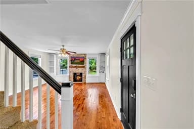 1700 Dandy Loop RD, YORKTOWN VA 23692 thumb 3