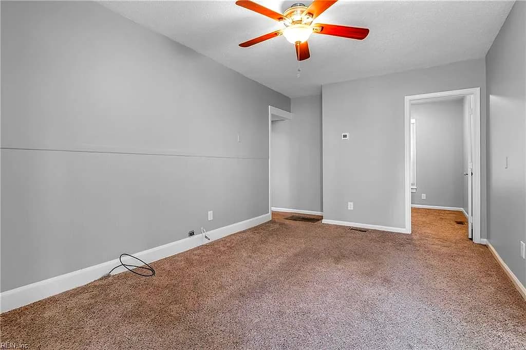 1084 Hugo ST, NORFOLK VA 23513 thumb 11
