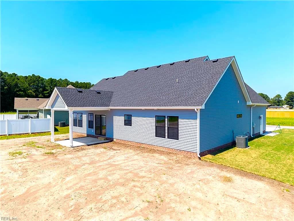 117 Copper Run LOOP, SOUTHMILLS NC 27976 - Photo 4