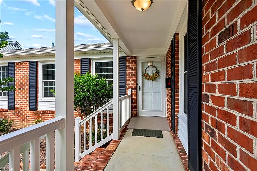 476 Dunmore DR, NEWPORT NEWS VA 23602 - Photo 4