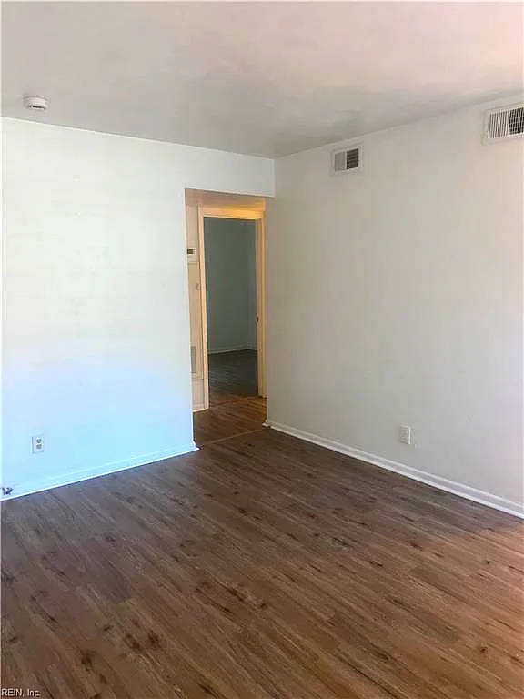 509 W Ocean View AVE #5, NORFOLK VA 23503 - Photo 3
