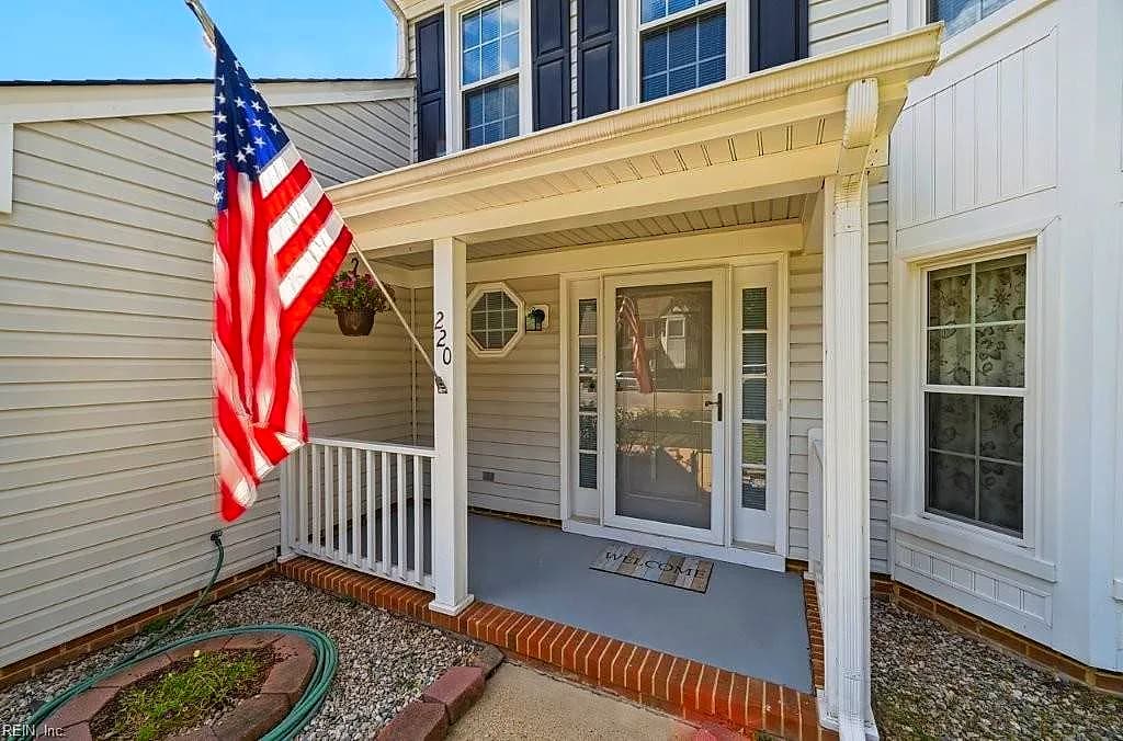 220 Dunn CIR, HAMPTON VA 23666 thumb 6