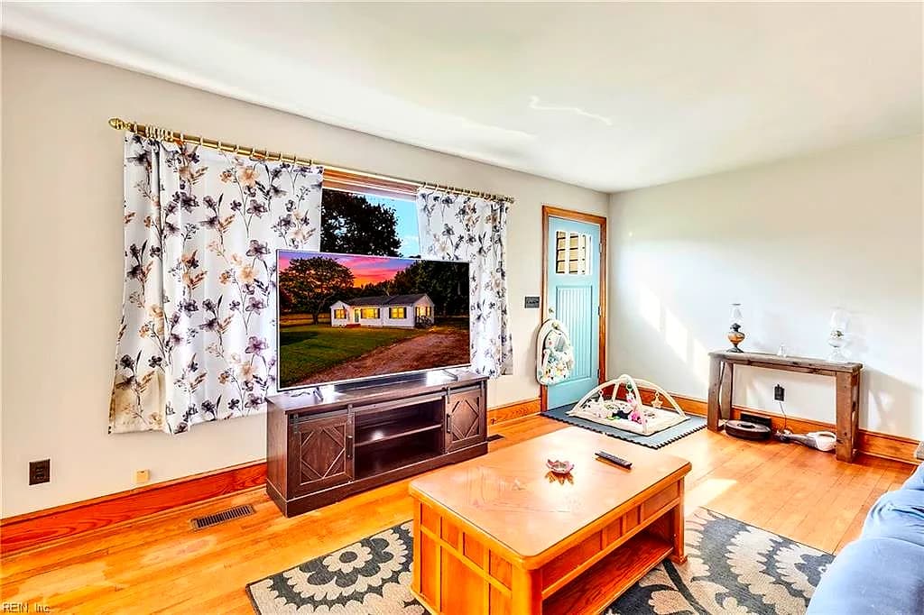 330 Benson RD, WEEMS VA 22576 thumb 9