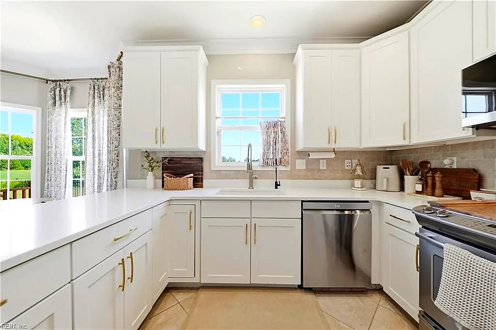 1120 Beaver Dam RD, CHESAPEAKE VA 23322 thumb 9