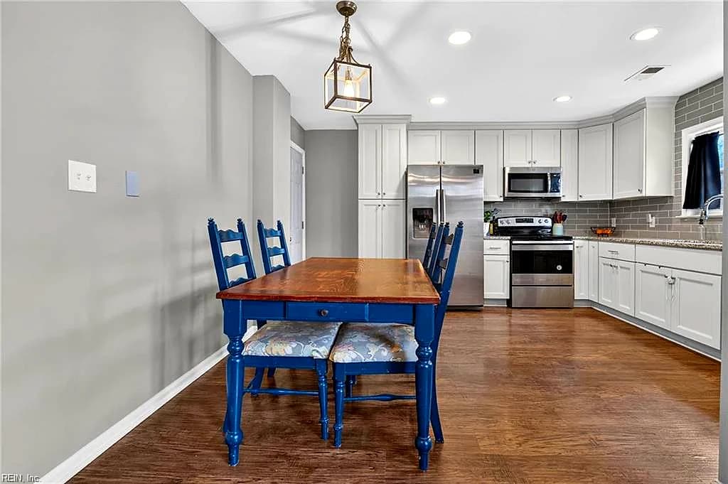 1085 Bells Mill RD, CHESAPEAKE VA 23322 thumb 11