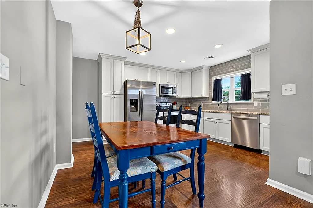 1085 Bells Mill RD, CHESAPEAKE VA 23322 thumb 10