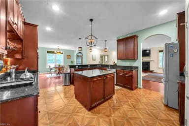 2234 Creekway DR, SMITHFIELD VA 23430 thumb 7