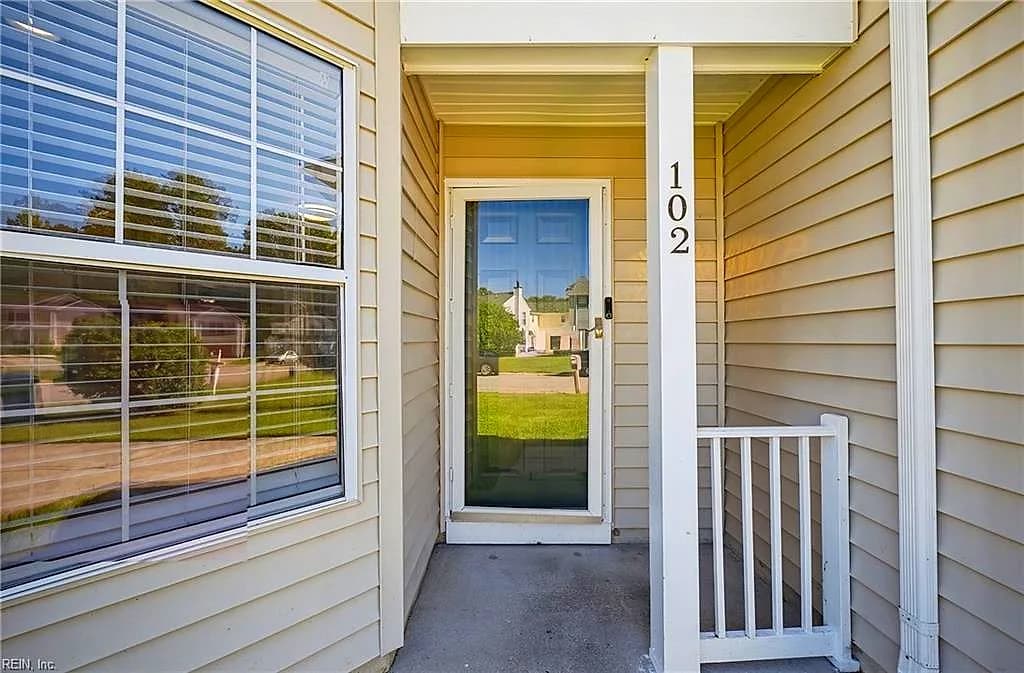 102 Pelican CV, NEWPORT NEWS VA 23608 - Photo 5