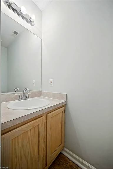 102 Pelican CV, NEWPORT NEWS VA 23608 thumb 8