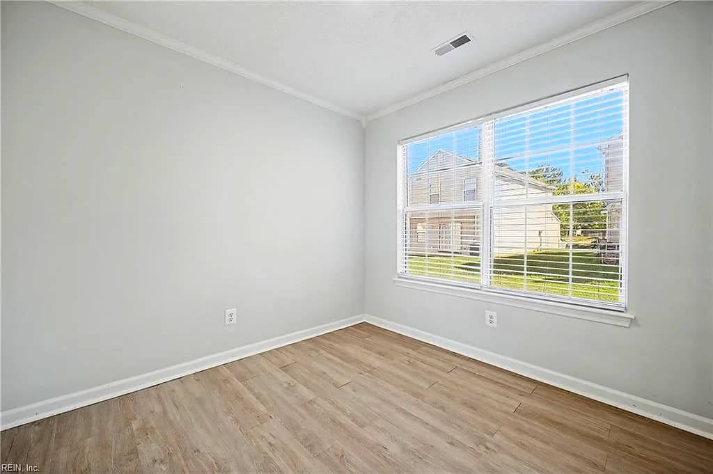 102 Pelican CV, NEWPORT NEWS VA 23608 thumb 9