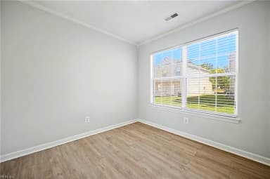 102 Pelican CV, NEWPORT NEWS VA 23608 thumb 9