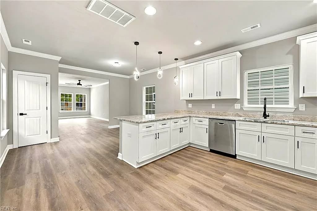 213 Claremont AVE, HAMPTON VA 23661 thumb 6