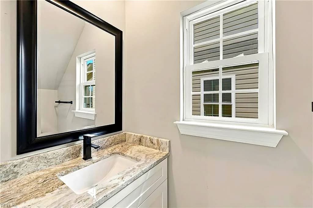 213 Claremont AVE, HAMPTON VA 23661 thumb 10