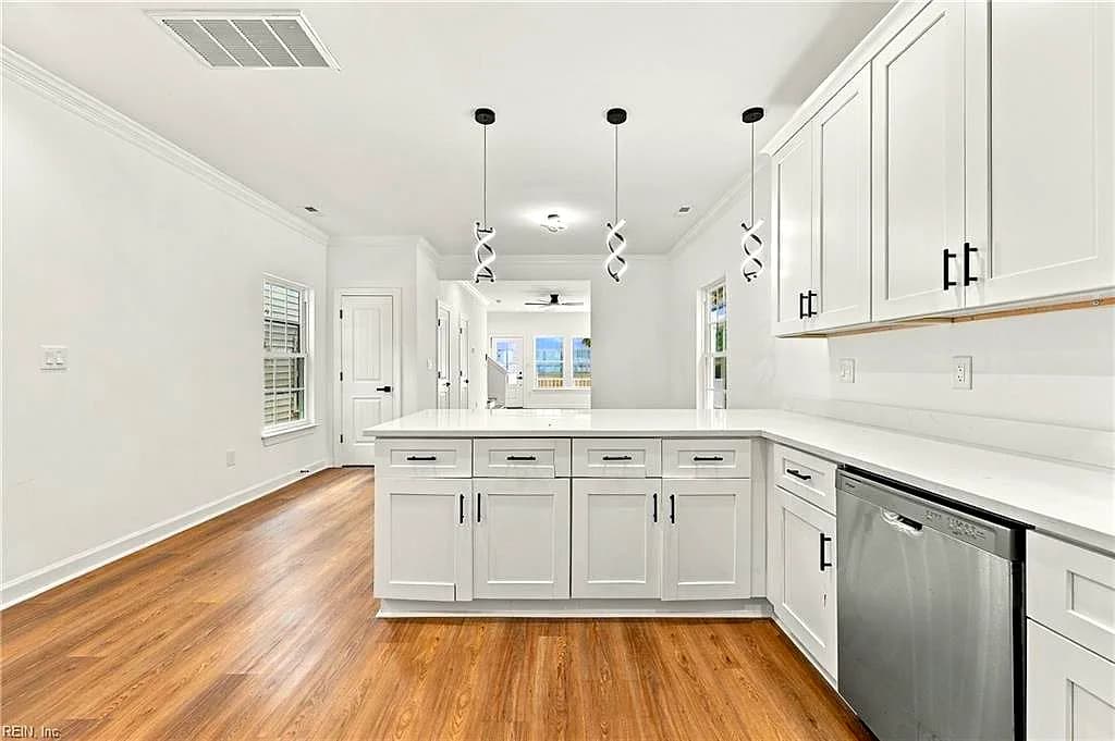 213 Claremont AVE #A, HAMPTON VA 23661 thumb 8