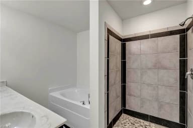8922 E Colonial TRL, SMITHFIELD VA 23430 thumb 12