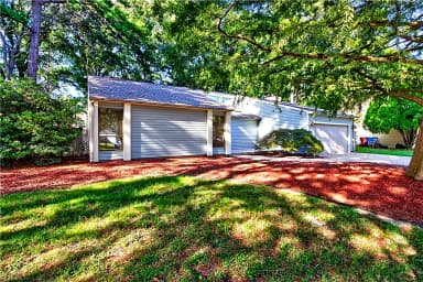 900 Golden Cypress CT, CHESAPEAKE VA 23320 thumb 3