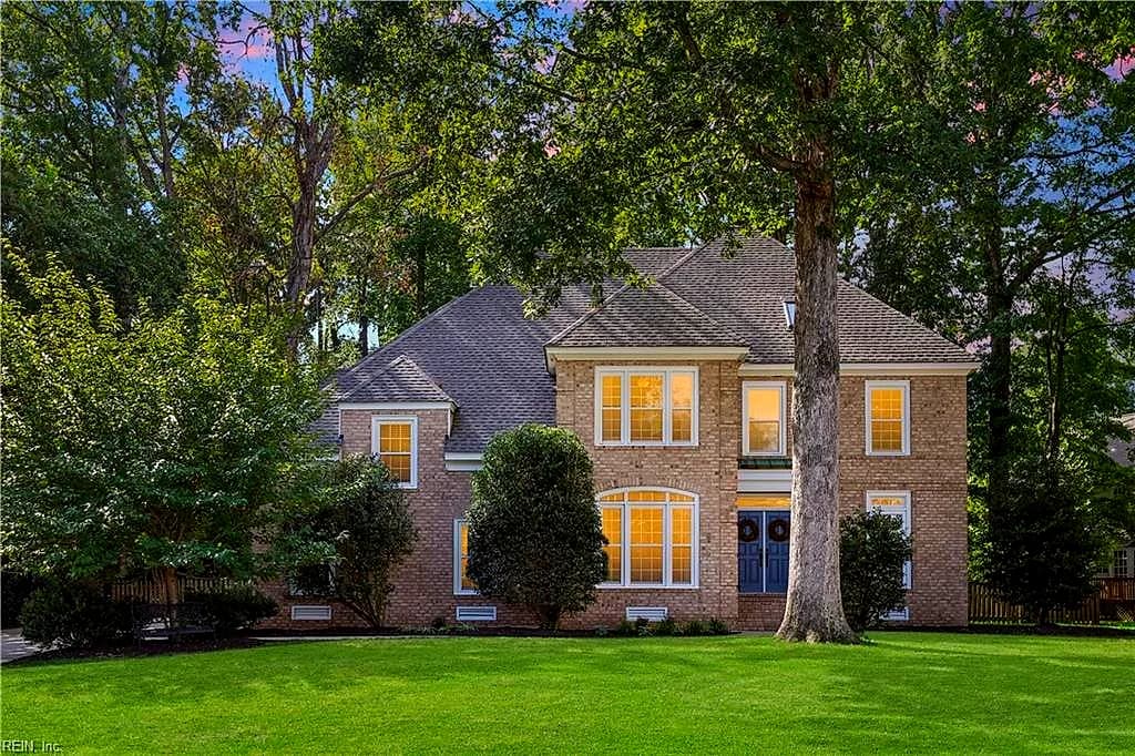 406 Regents CV, NEWPORT NEWS VA 23606 - Main photo