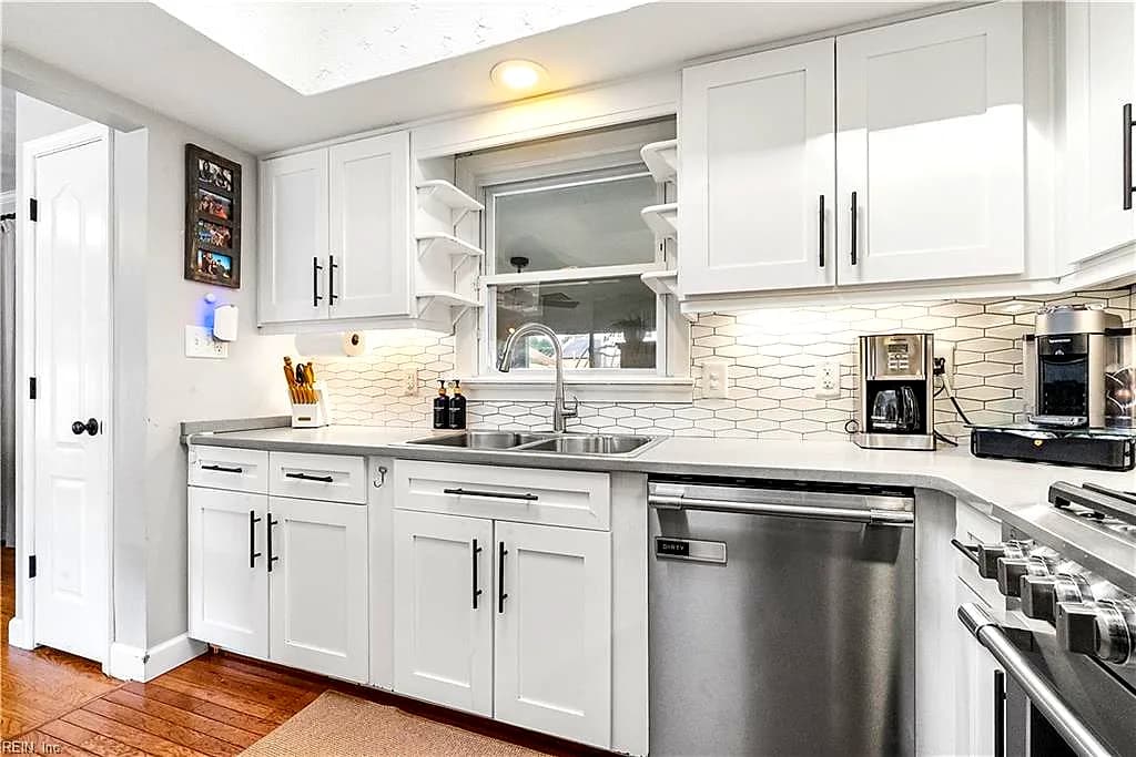 821 Ray PL, VIRGINIA BEACH VA 23454 thumb 8