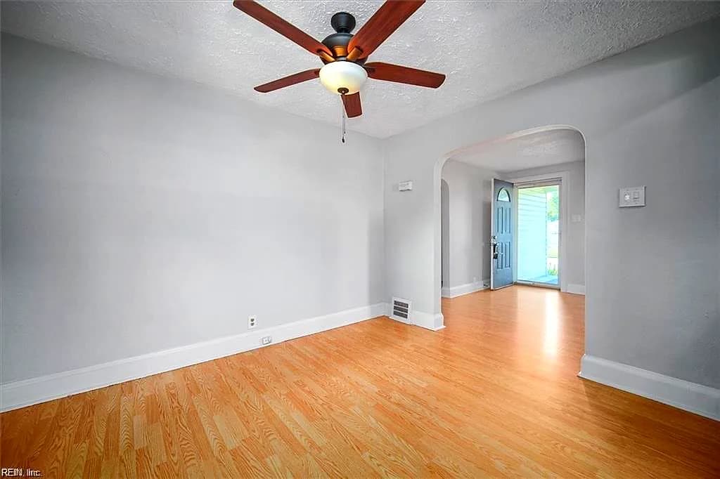 3820 Race ST, PORTSMOUTH VA 23707 thumb 10