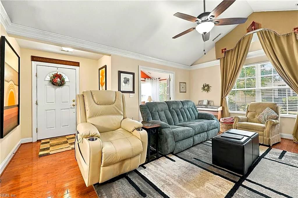 318 Ginger LOOP, SMITHFIELD VA 23430 - Photo 3