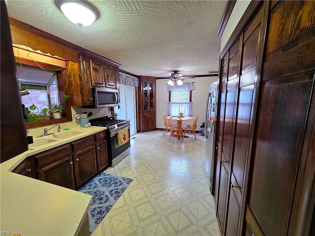 35 Laurel DR, HAMPTON VA 23669 thumb 11