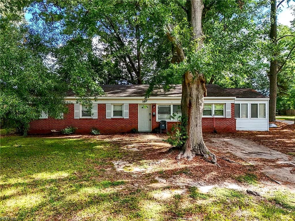 344 Hospital DR, VIRGINIA BEACH VA 23452 - Photo 2