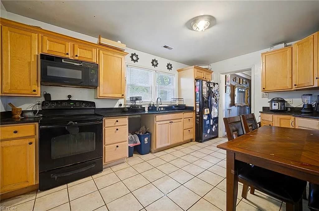 344 Hospital DR, VIRGINIA BEACH VA 23452 - Photo 3
