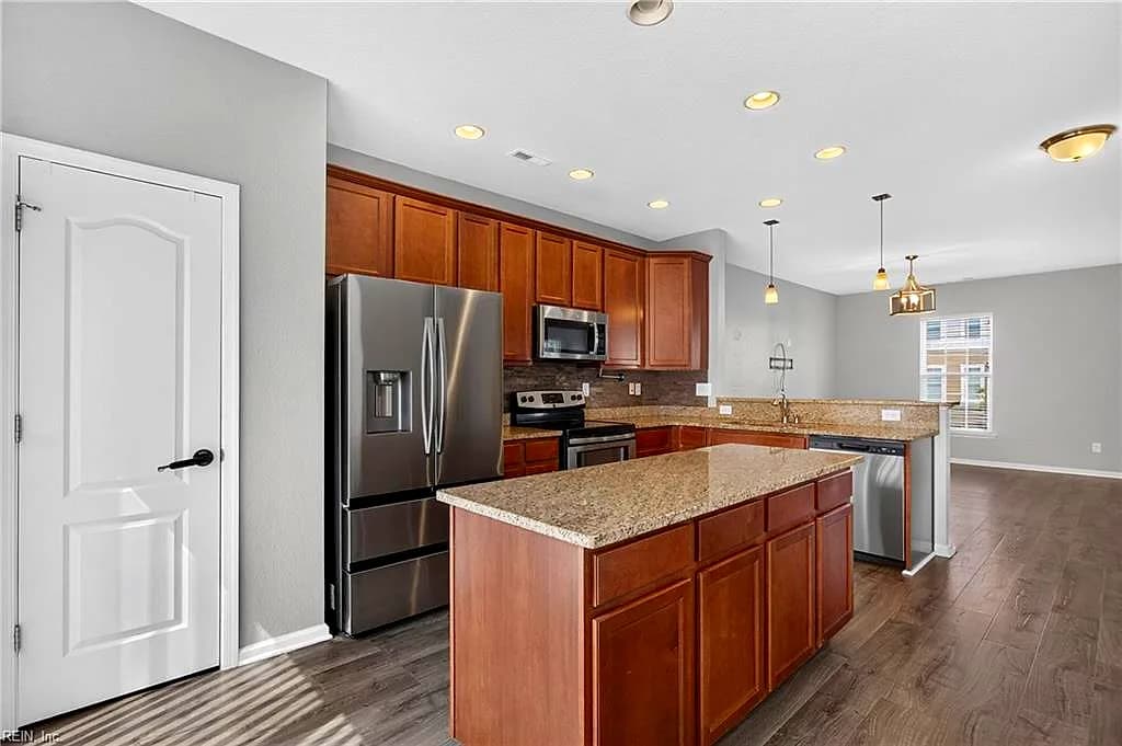 4861 Travertine AVE, VIRGINIA BEACH VA 23462 thumb 9