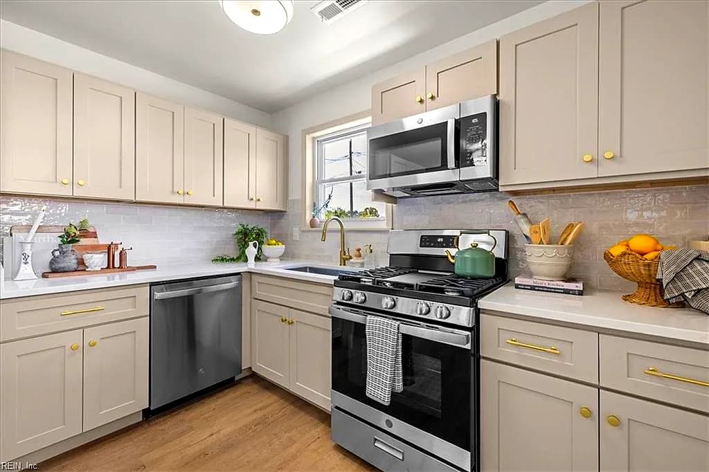 1407 Ekstine DR, PORTSMOUTH VA 23701 thumb 7